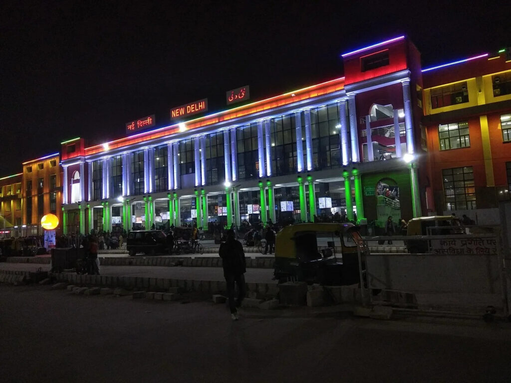 Saket To New Delhi Railway Station